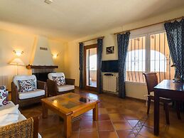 Villa With Sea Breeze Charm
