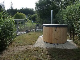 Villa With Hottub in Calm Area