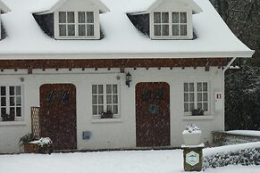 Cozy Escape in Bohon