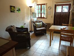 Cozy Escape in Bohon