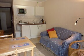 Cozy Escape in Bohon