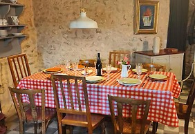 Cosy Castle With Pool in Onlay