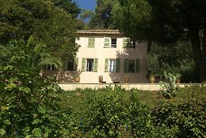 Scenic Villa in Cannes With Private Pool