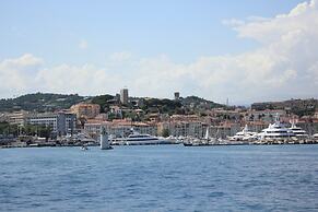 Scenic Villa in Cannes With Private Pool