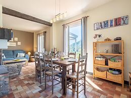 Lovely Country House With Private Pool