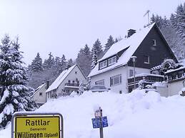 Spacious Apartment in Rattlar near Forest