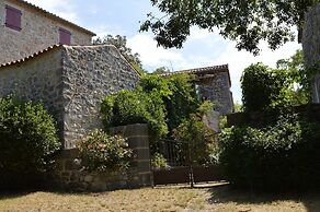 Hilltop Stay Near Beaulieu