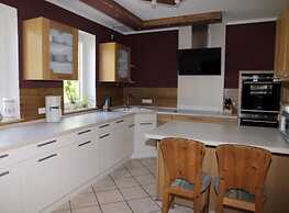 Comfortable Holiday Home in Quiet