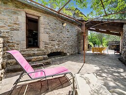 Relaxing Stay in Les Vans