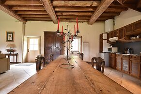 Riverside Retreat in Lantheuil