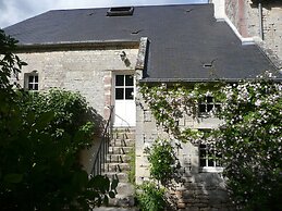 Riverside Retreat in Lantheuil