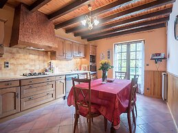 Charming Retreat in Bouniagues