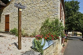 Peaceful Stay in Thedirac