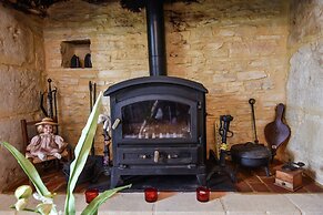 Peaceful Stay in Thedirac