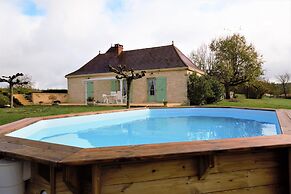 Peaceful Stay in Thedirac