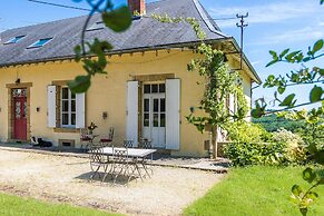 Stylish Mansion in Savignac