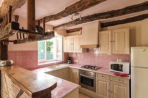 Slate-roofed Hideaway