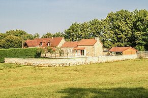 Slate-roofed Hideaway