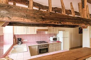 Slate-roofed Hideaway