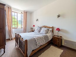Holiday Home in Montclus Near River