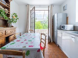 Holiday Home in Montclus Near River