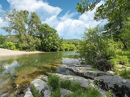 Holiday Home in Montclus Near River