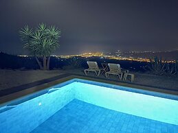 Villa in Arenas With Sea Views and Private Pool