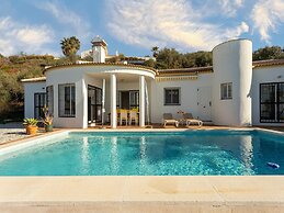 Villa in Arenas With Sea Views and Private Pool