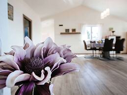 Modern Apartment in Starigrad Paklenica