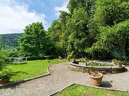 Italian Stay: Bacchereto Wine Country