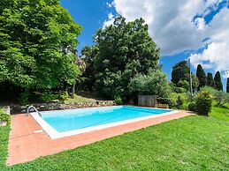 Italian Stay: Bacchereto Wine Country