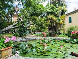 Italian Stay: Bacchereto Wine Country