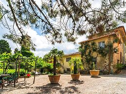 Italian Stay: Bacchereto Wine Country