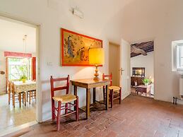 Italian Stay: Bacchereto Wine Country
