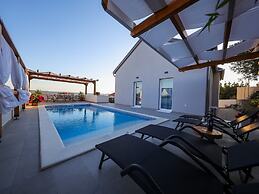 Holiday Home With Private Swimming Pool