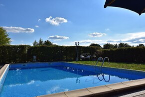 Holiday Home in Le Chatelet With Pool
