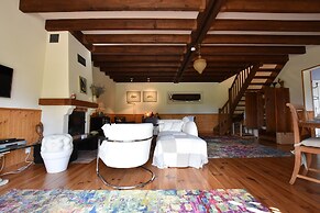 Holiday Home in Le Chatelet With Pool