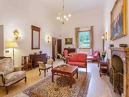 Villa in Mugello Hills With Private Pool