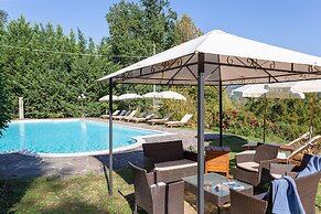 Villa in Mugello Hills With Private Pool