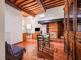 Tuscan Heaven; Vinci and Pistoia