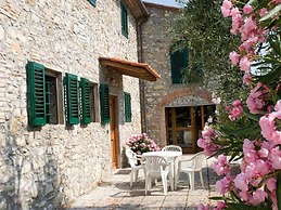 Tuscan Heaven; Vinci and Pistoia