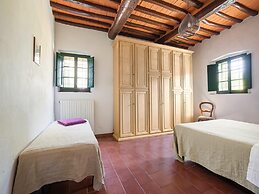 Tuscan Heaven; Vinci and Pistoia