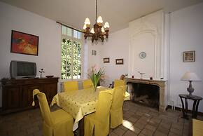 18th-century Normandy Stay