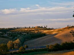 Tuscan Hilltop Farm Stay