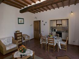 Tuscan Hilltop Farm Stay