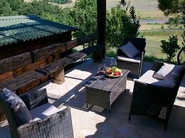 Tuscan Hilltop Farm Stay