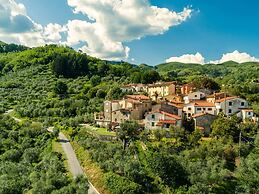 Beautiful Home in Lizzanello