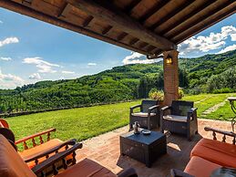 Beautiful Home in Lizzanello