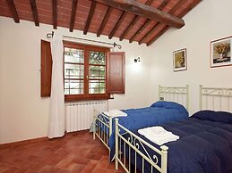 Spacious Holiday Home