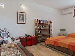 Relaxing Bosa Stay With Veranda